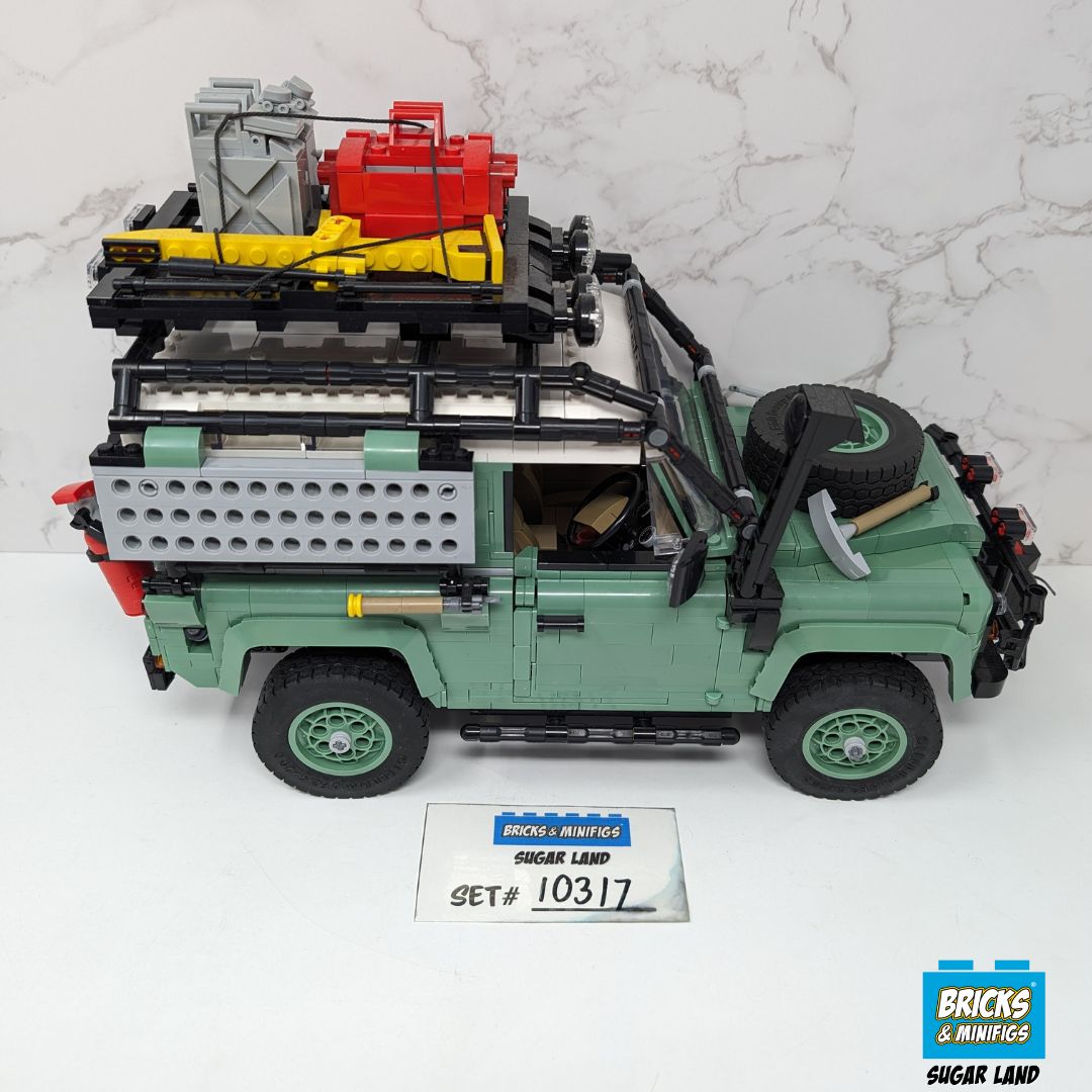 10317 - Land Rover Classic Defender (U)