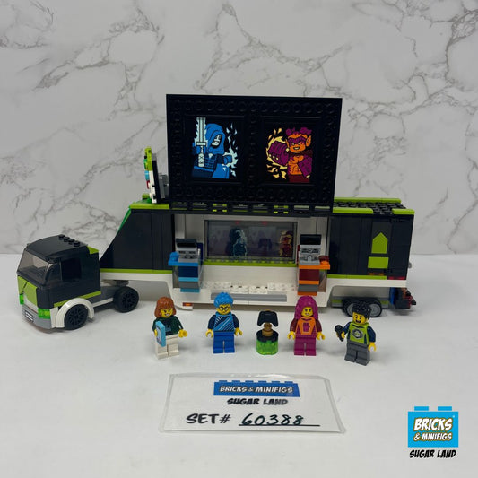 60388 - Gaming Tournament Truck (U)