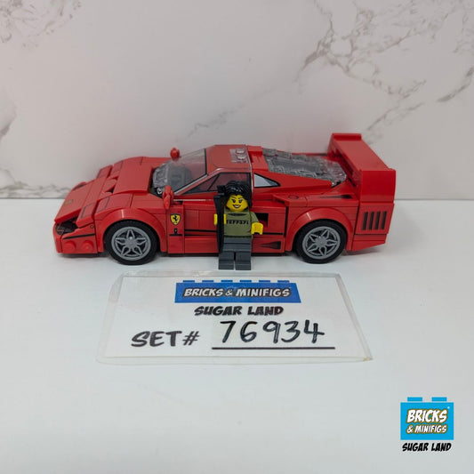 76934 - Ferrari F40 Supercar (U)