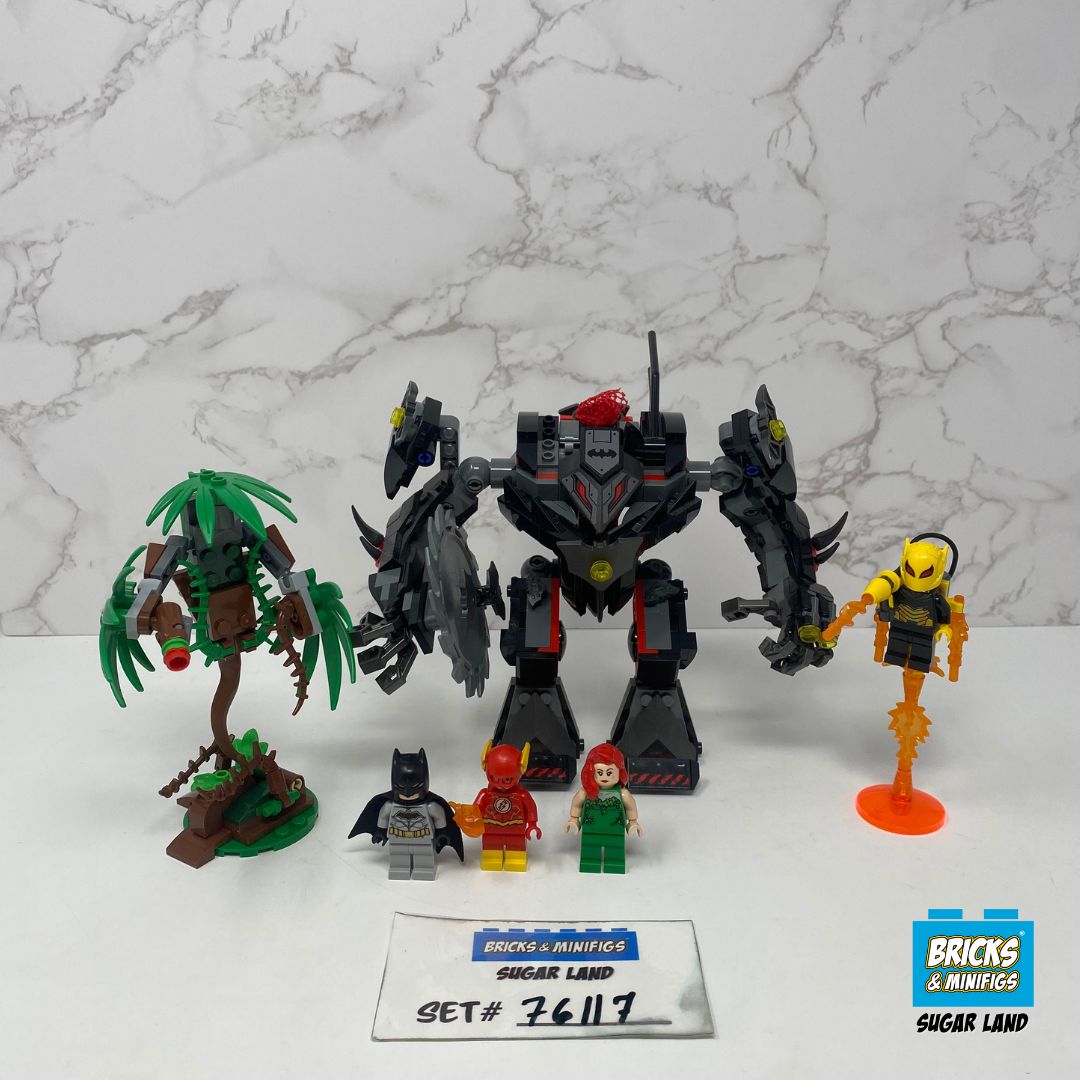 76117 - Batman Mech vs. Poison Ivy Mech (U)