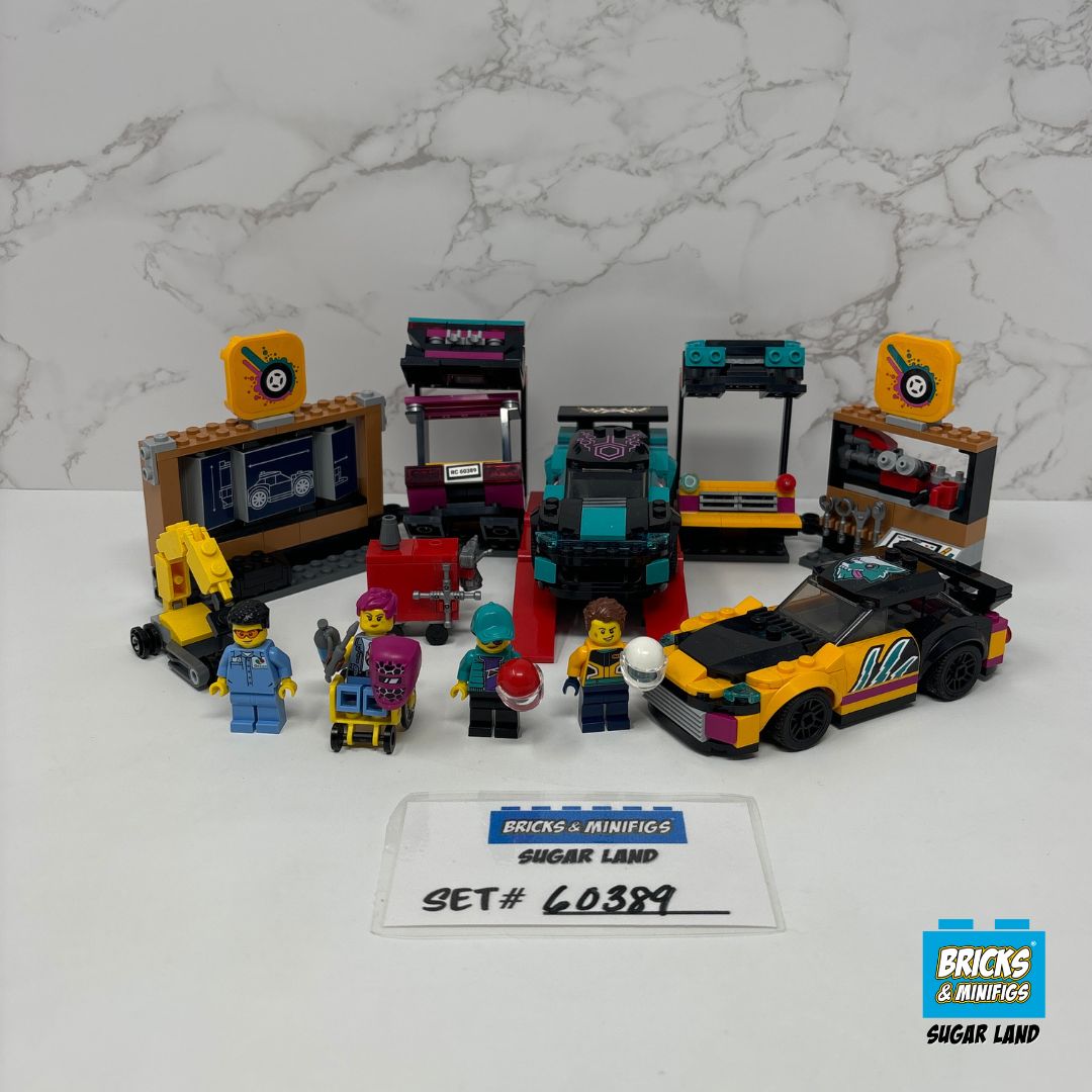 60389 - Custom Car Garage (U)