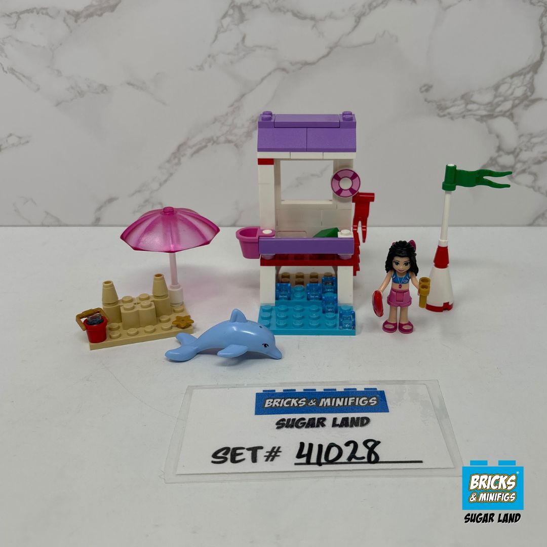 41028 - Emma's Lifeguard Post (U)