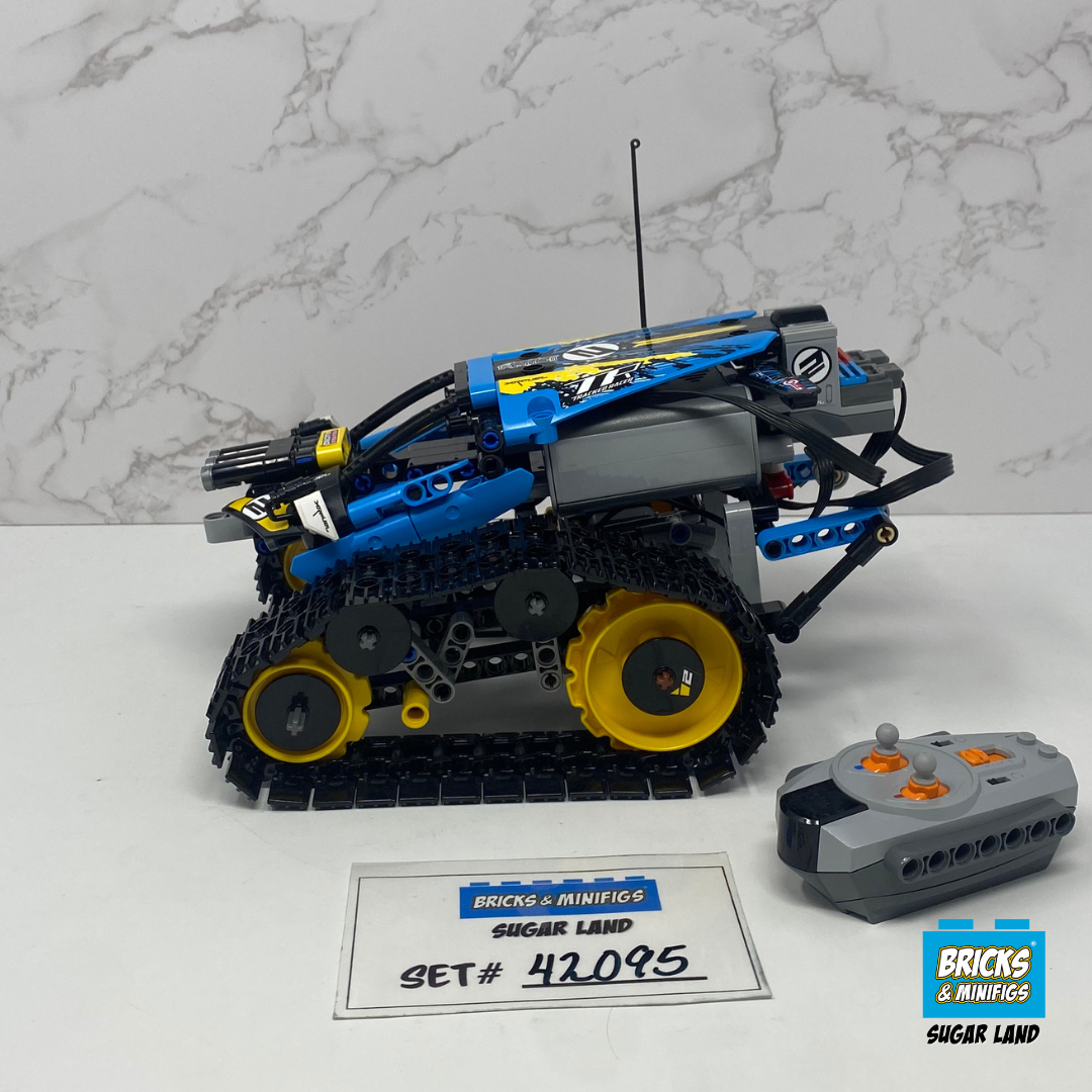 42095 - Remote-Controlled Stunt Racer (U)