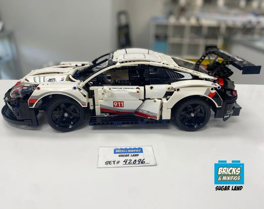 42096 - Porsche 911 RSR (U)