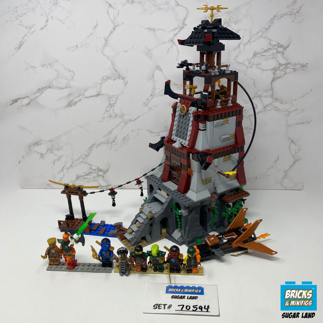 70594 - The Lighthouse Siege (U)